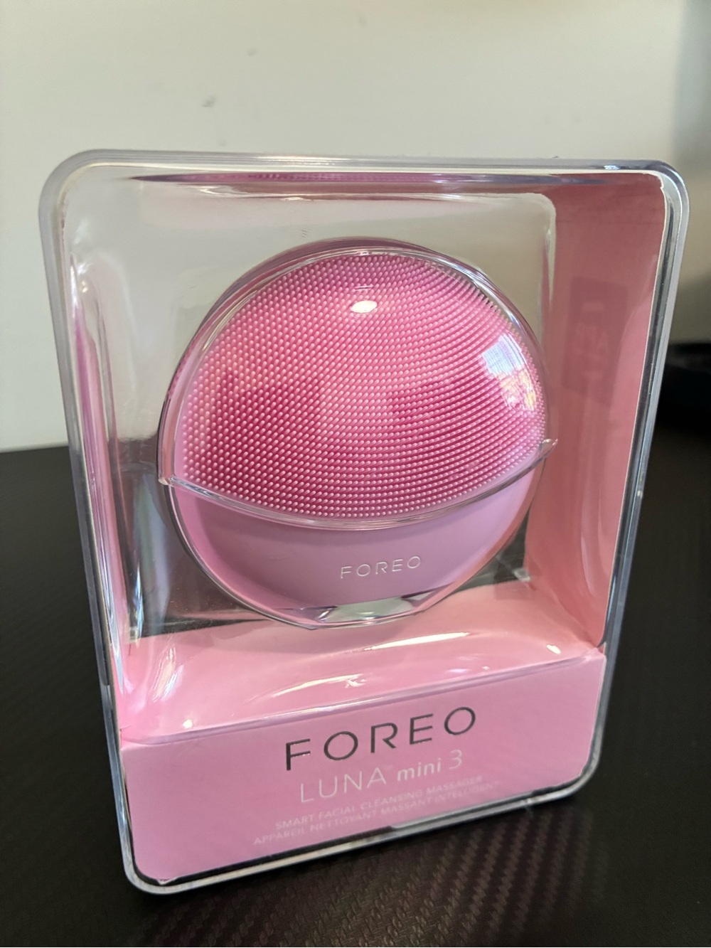 FOREO LUNA mini 3 Facial Cleanser in Pink